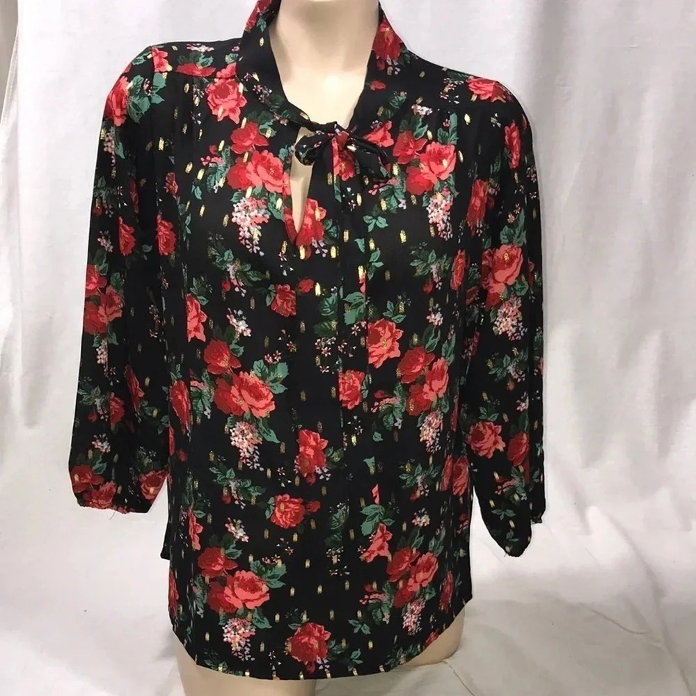 Jon & Ana Size Medium Floral Top With Neck Tie. New With Tags